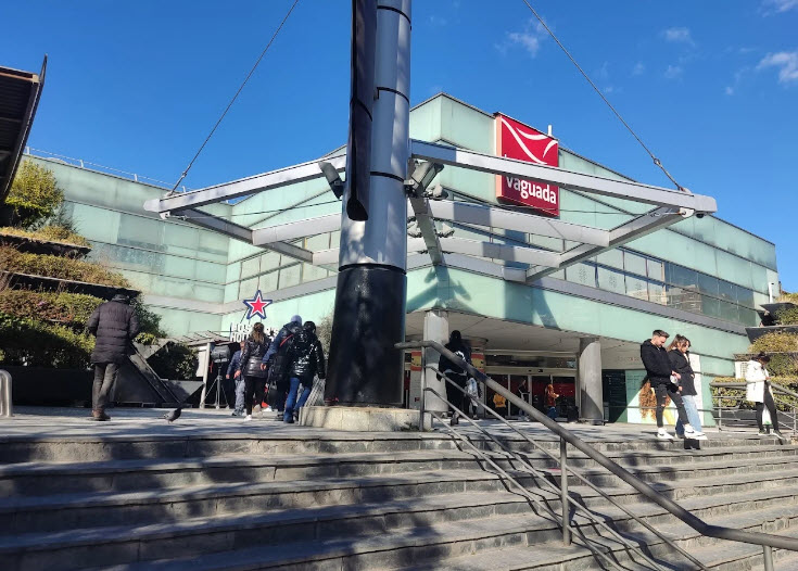 La Vaguada Shopping Center, Spain